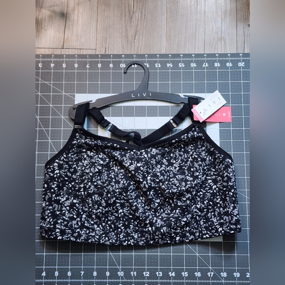 Black and White Patterned Sports Bra